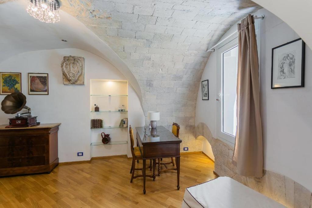 Вилла Palazzo Di Citta Бари Экстерьер фото